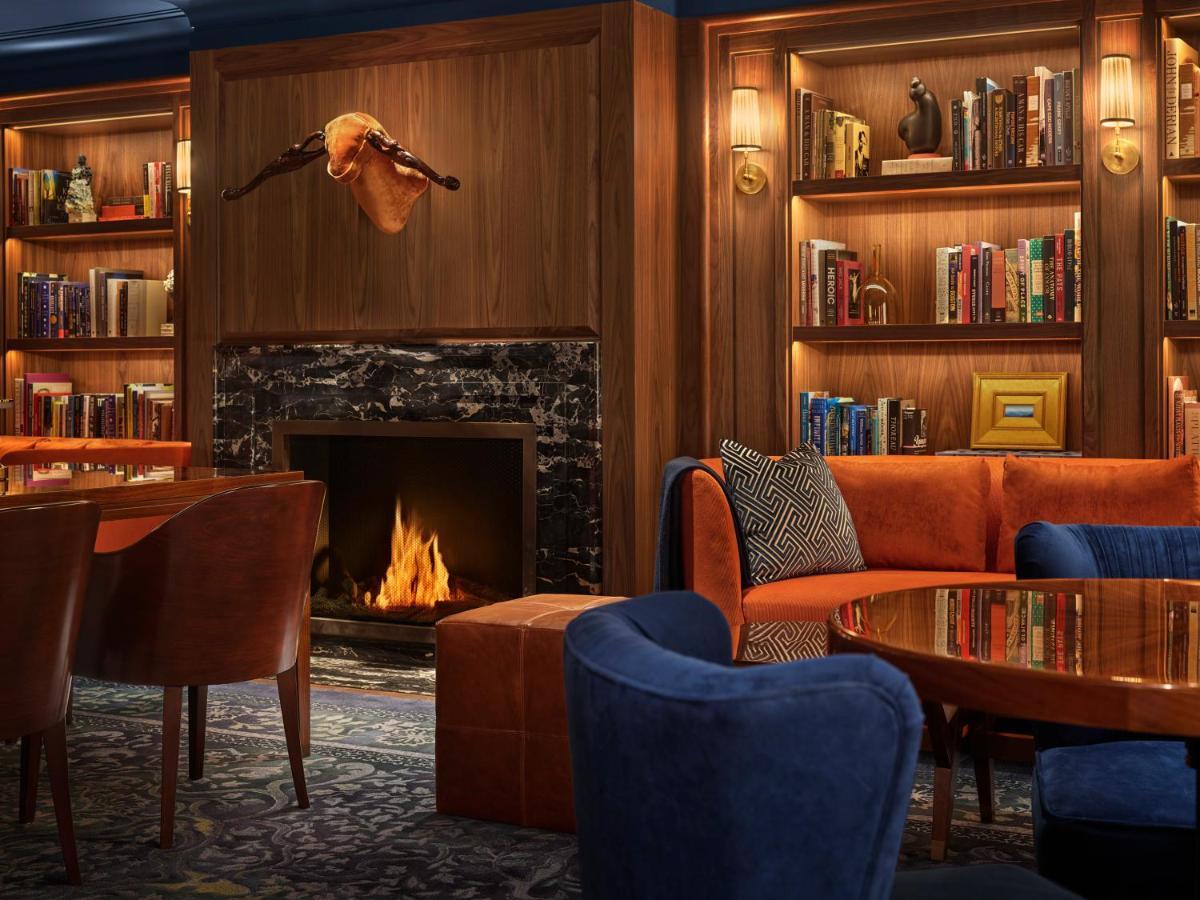 The Newbury Boston Hotell Eksteriør bilde Library Bar