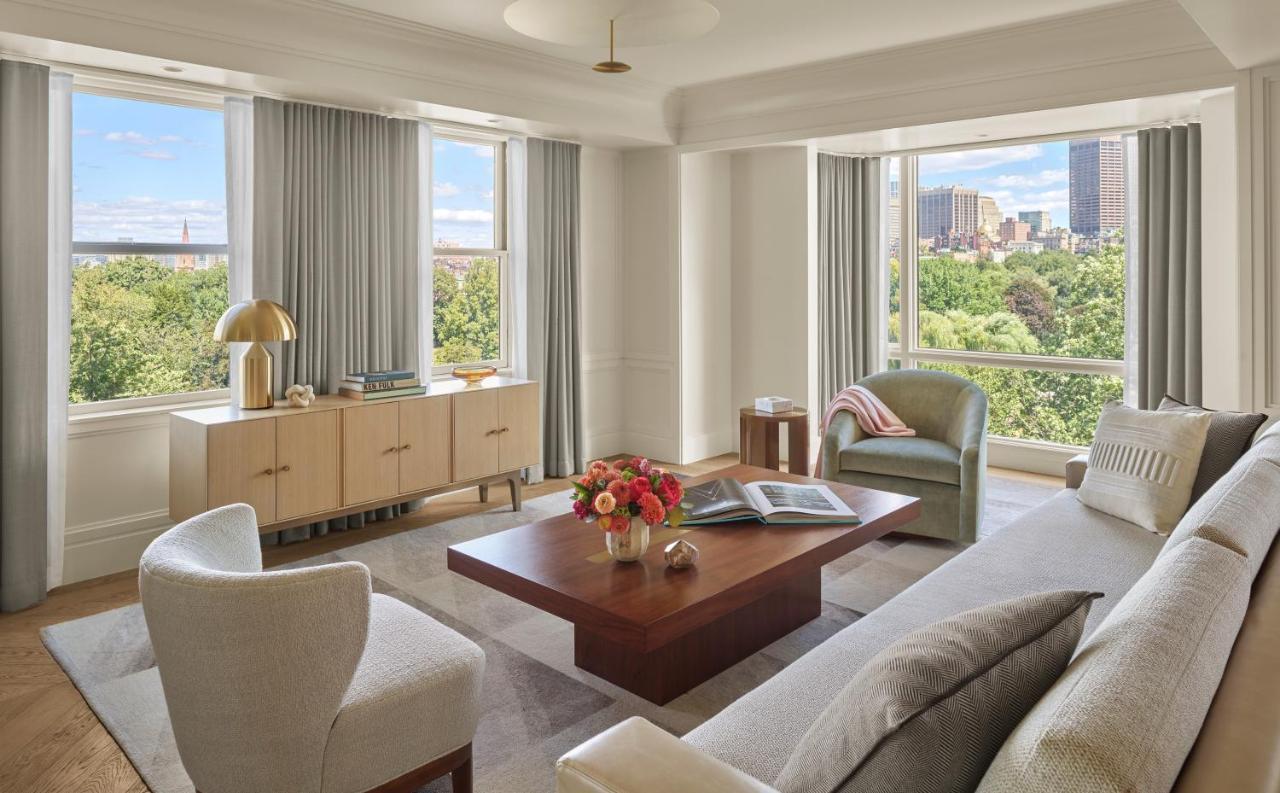 The Newbury Boston Hotell Eksteriør bilde A living room at The Park